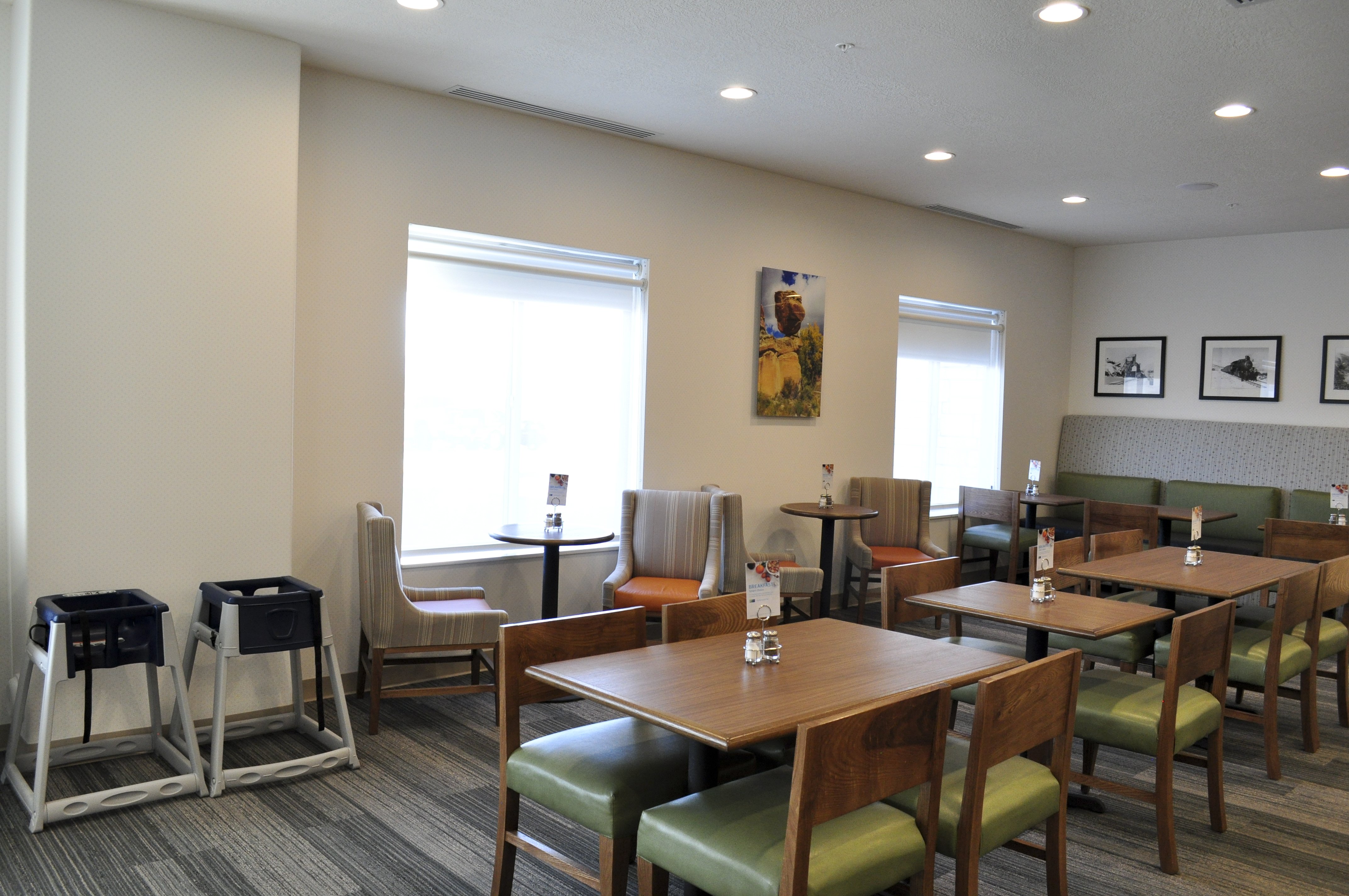 holiday inn express and suites price by ihg