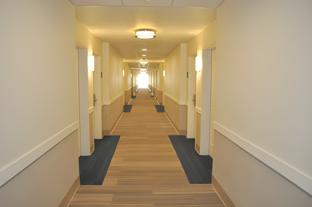 holiday inn express and suites price by ihg