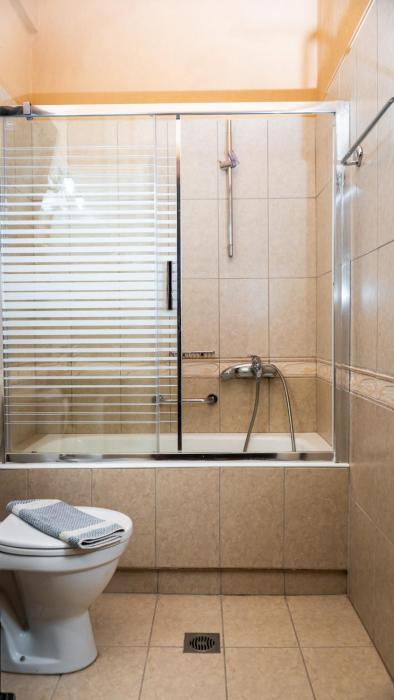 dellas boutique hotel