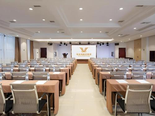 vienna hotel xupu