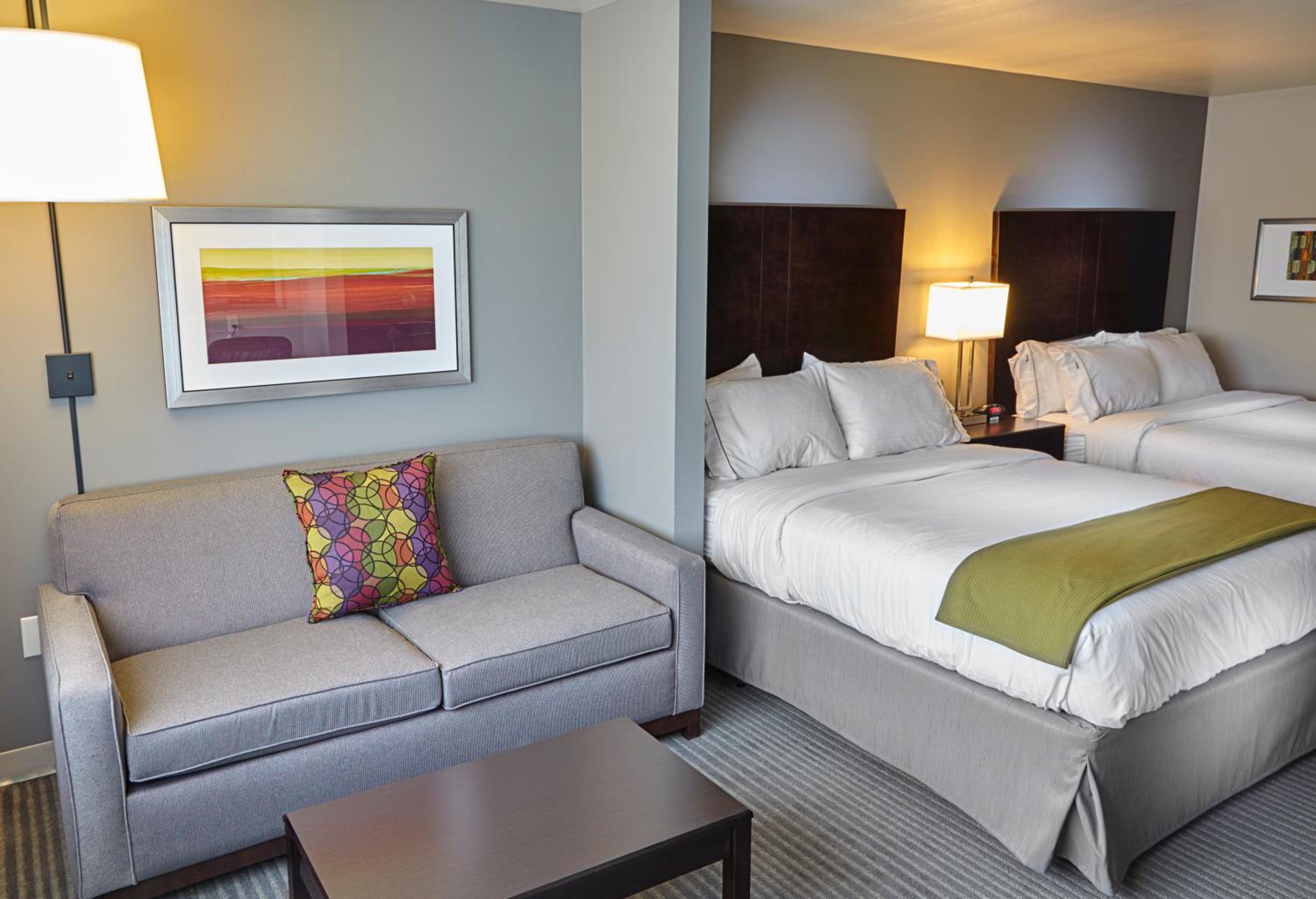 holiday inn express and suites tahlequah by ihg