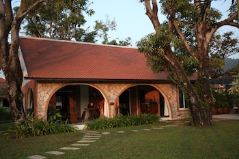 Samanea Beach Resort & Spa,Krong Kaeb>>Kep,4 star