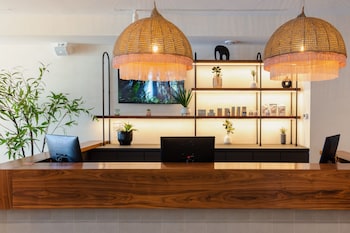 hotel and spa carre saint louis