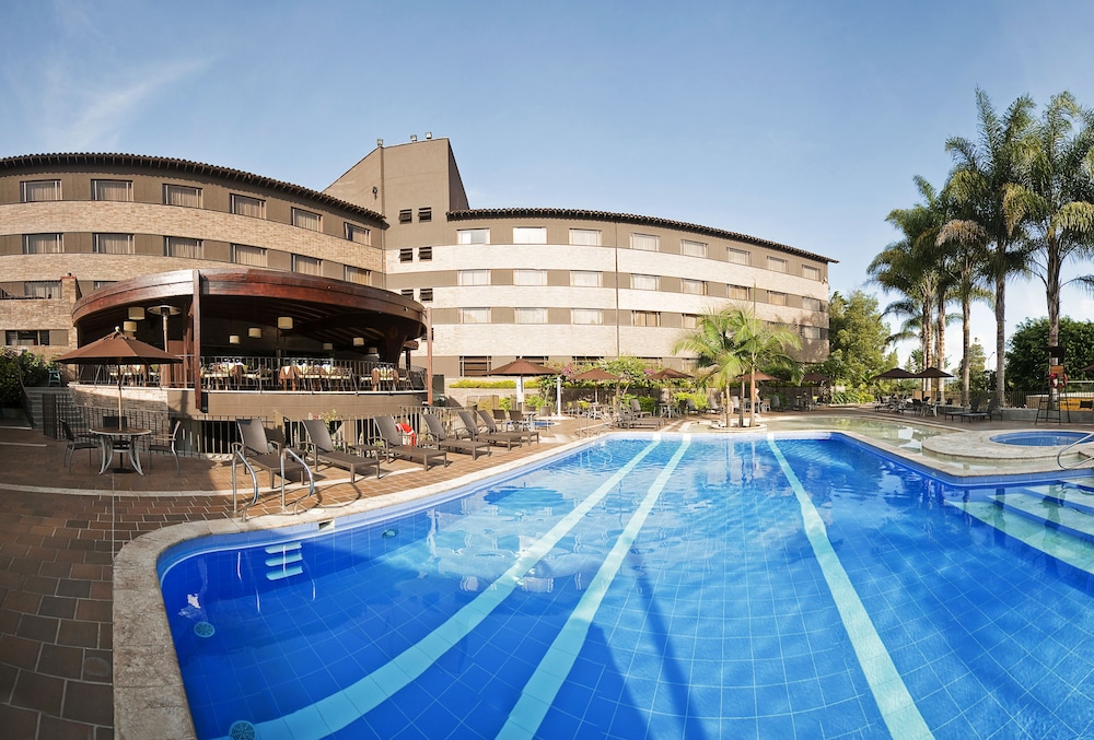 hotel las lomas
