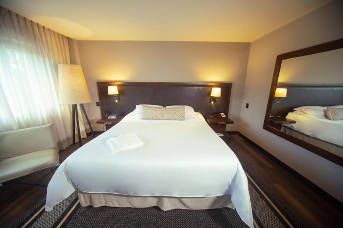 hotel las lomas