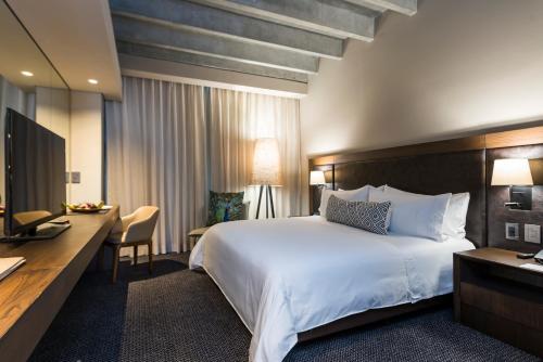 hotel las lomas