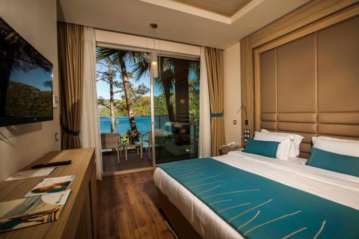 orka lotus beach