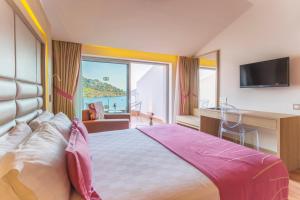 orka lotus beach
