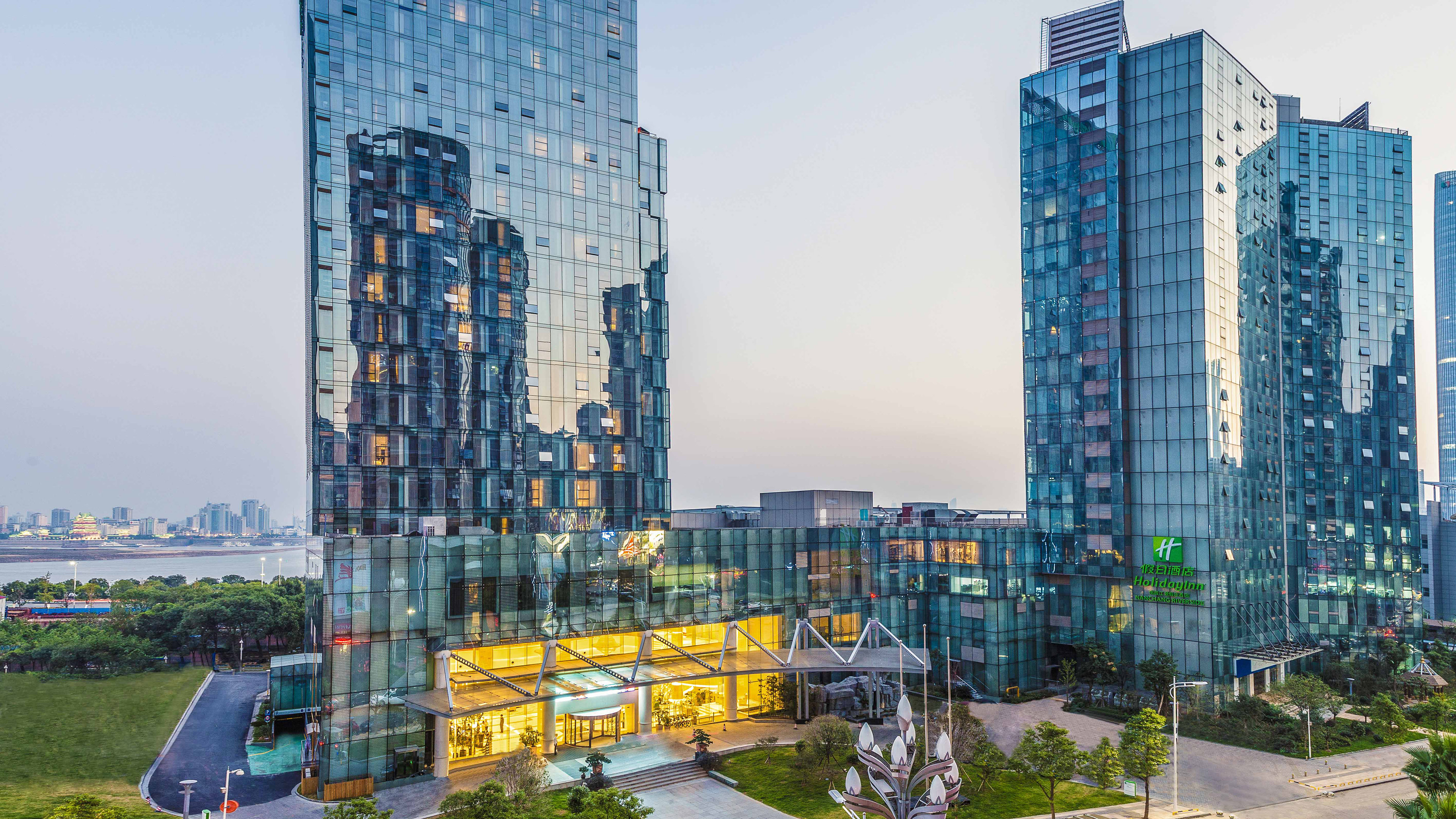 holiday inn nanchang riverside by ihg