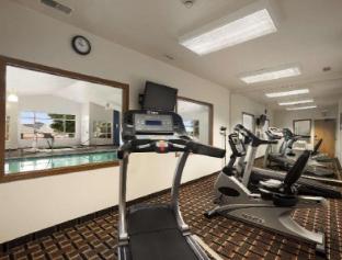 quality inn lincoln cornhusker