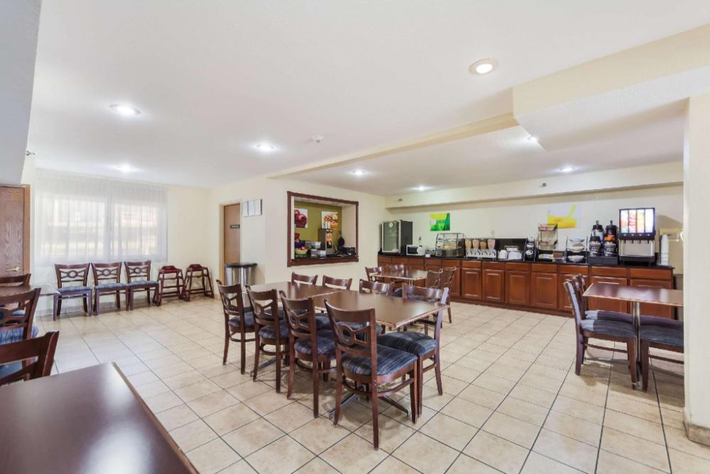 quality inn lincoln cornhusker