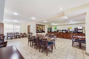 quality inn lincoln cornhusker