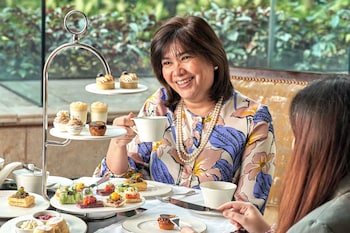 makati shangri la manila