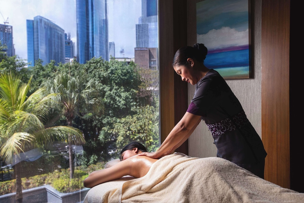 makati shangri la manila