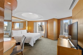 makati shangri la manila