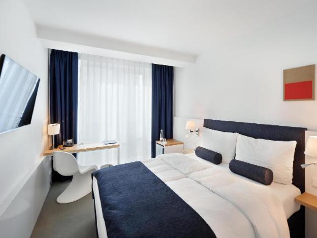 bayer 89 vi vadi hotel