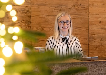 bayer 89 vi vadi hotel