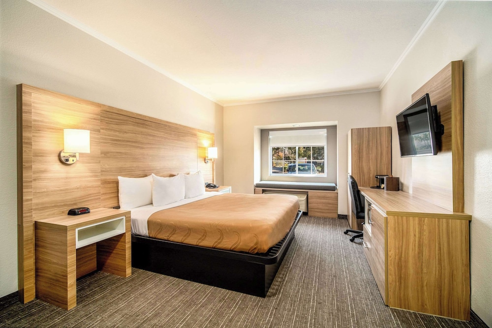 quality inn chandler i 10