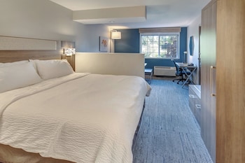 holiday inn express portland east troutdale by ihg