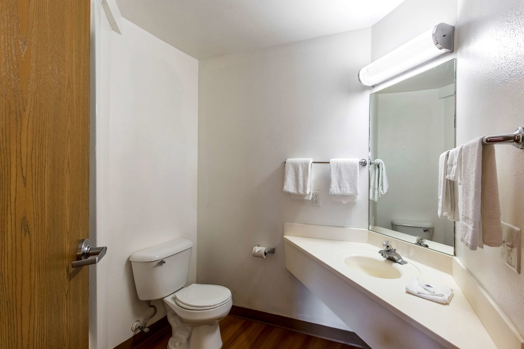 motel 6 baraboo wi lake delton