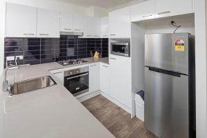 direct collective pavilion and governor on brookes