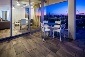 direct collective pavilion and governor on brookes