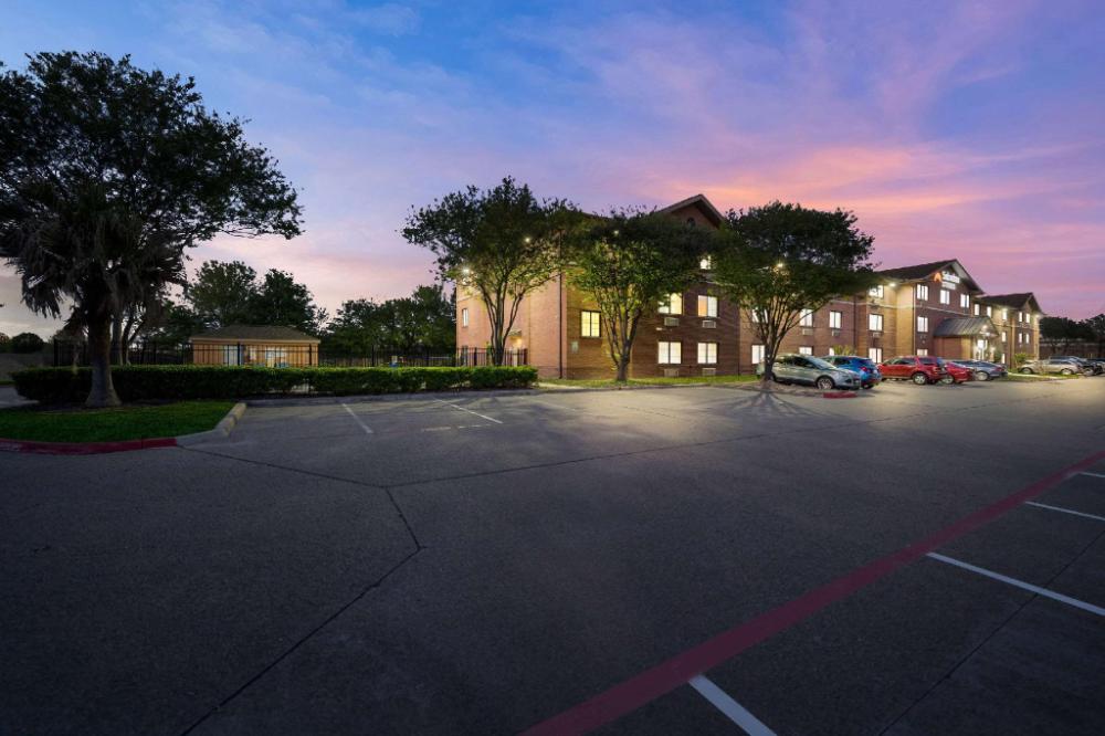 suburban extended stay houston