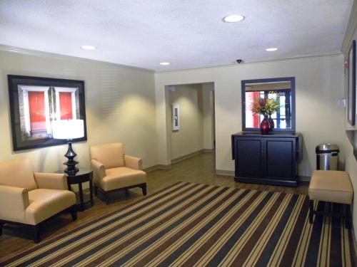 suburban extended stay houston
