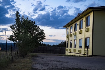 tower 64 motel and rv park