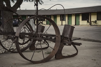 tower 64 motel and rv park