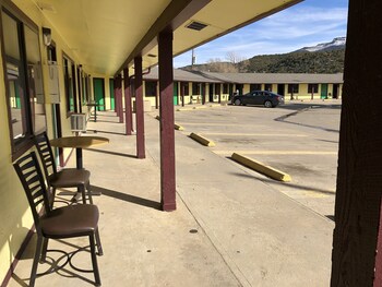 tower 64 motel and rv park