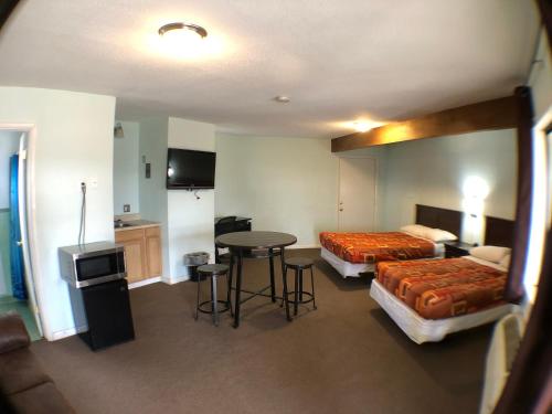 tower 64 motel and rv park