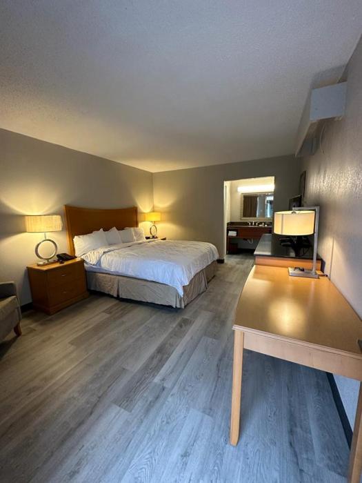 days inn lanett