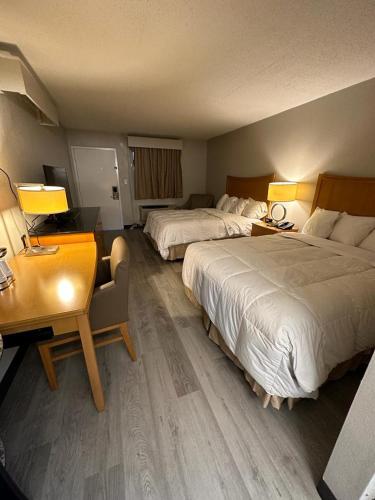days inn lanett
