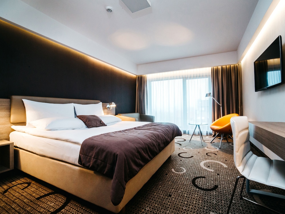 q hotel plus krakow