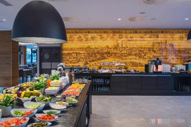 q hotel plus krakow