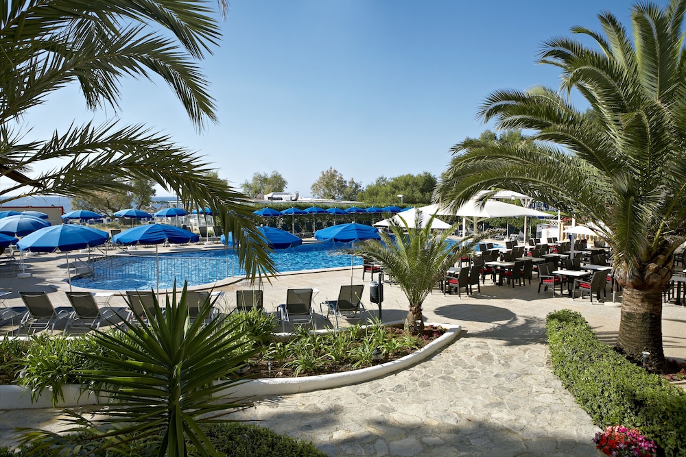 universal hotel castell royal
