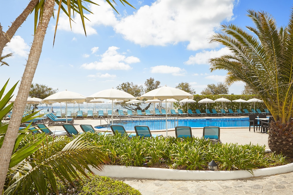 universal hotel castell royal