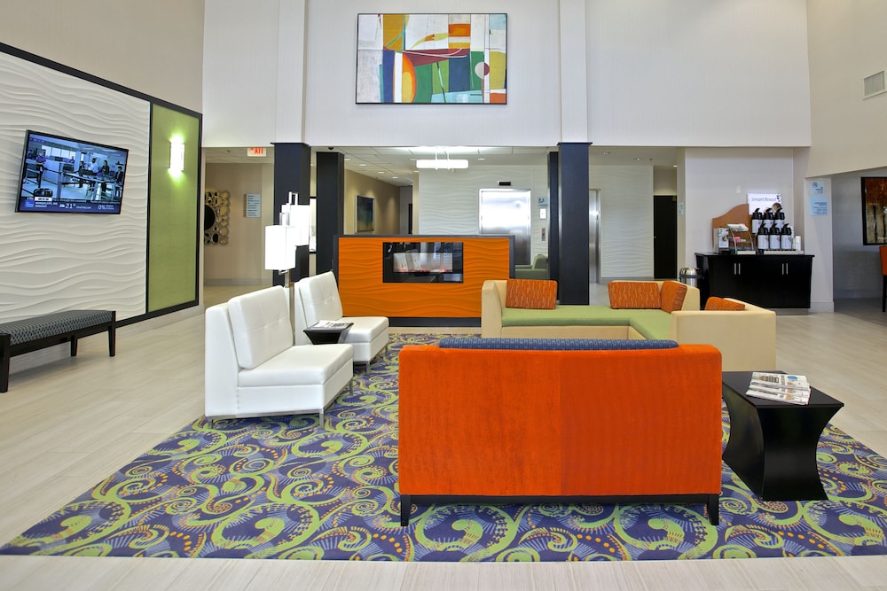 holiday inn express and suites duluth mall area