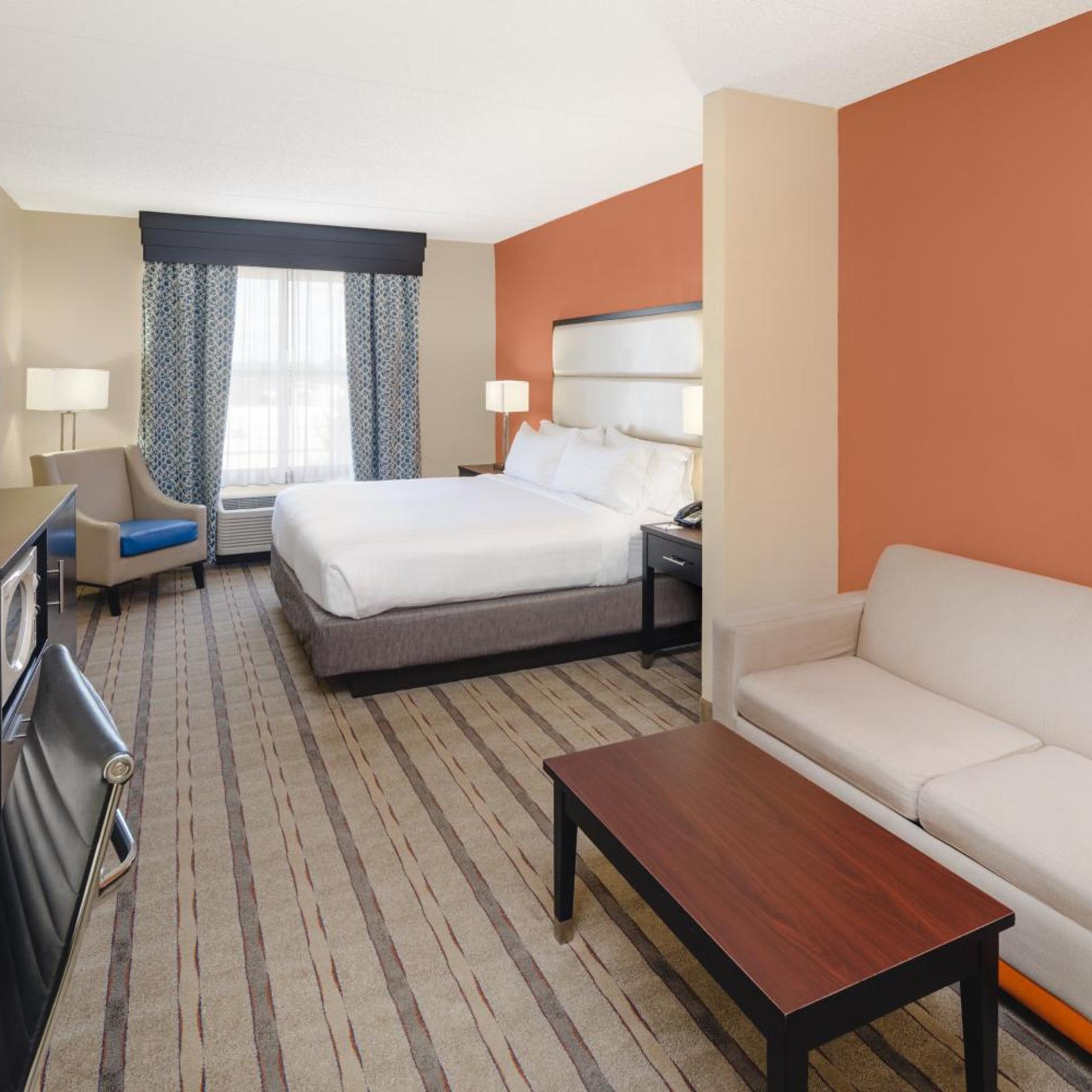 holiday inn express and suites duluth mall area