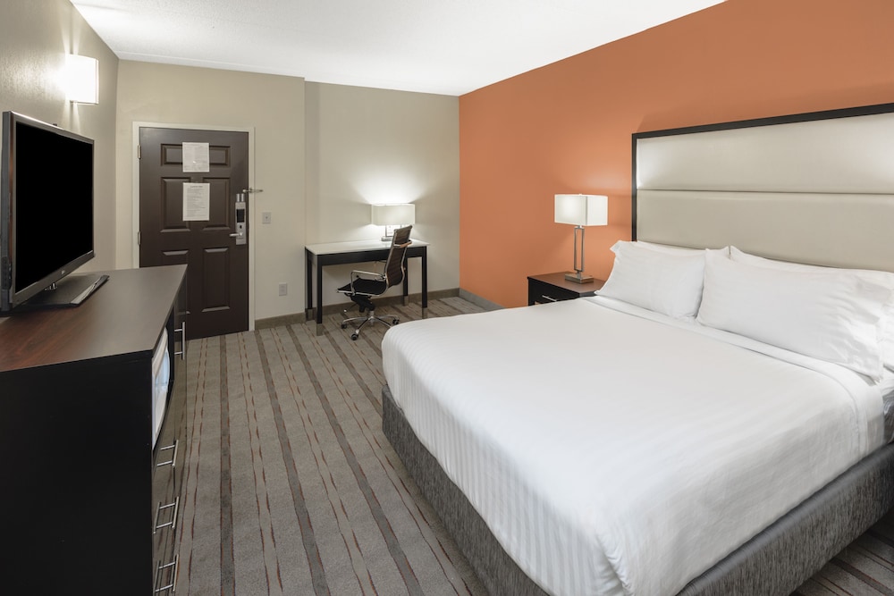 holiday inn express and suites duluth mall area