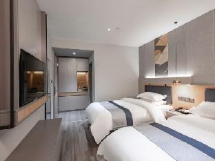 home inn shanghai luheng road metro station