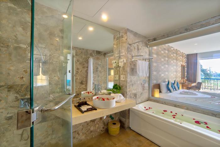 aurora riverside hotel and spa