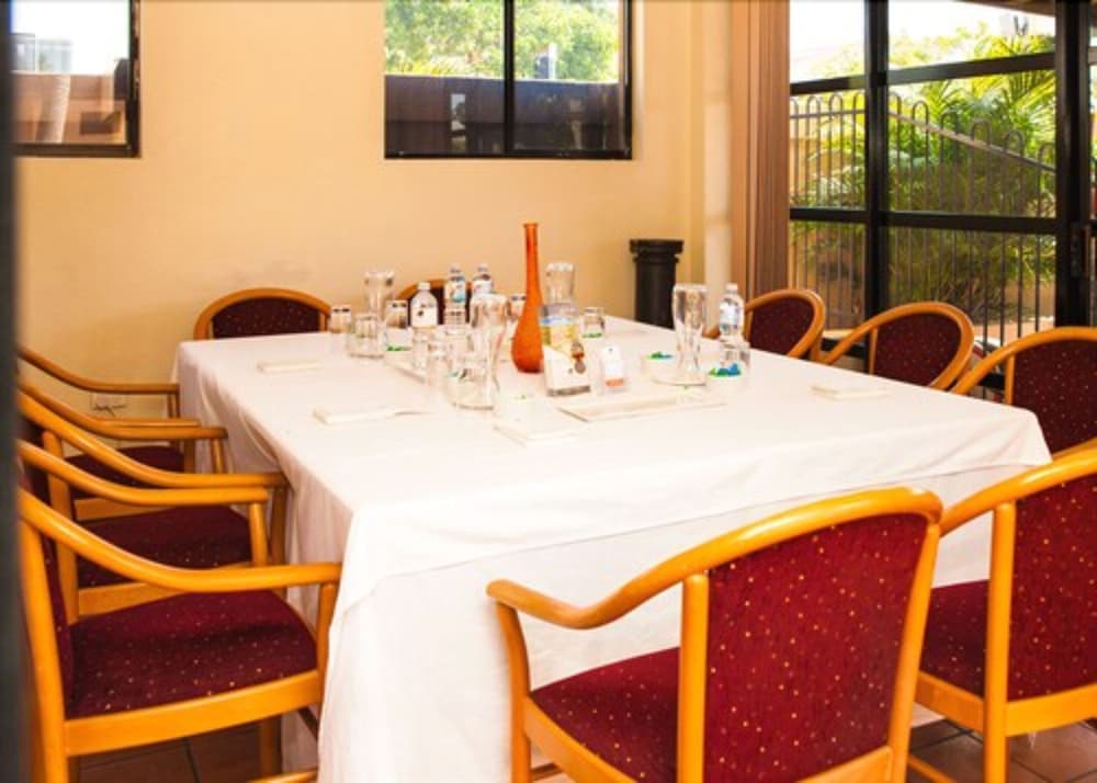 pegasus motor inn and serviced apartments