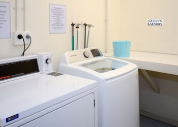 pegasus motor inn and serviced apartments