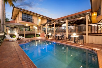 pegasus motor inn and serviced apartments