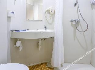 home inn chengdu century city new convention and exhibition center metro station