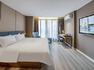 home inn chengdu century city new convention and exhibition center metro station