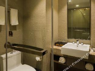 home inn plus chengdu jianshe road dongjiao jiyi