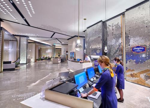 hampton by hilton shenzhen north station